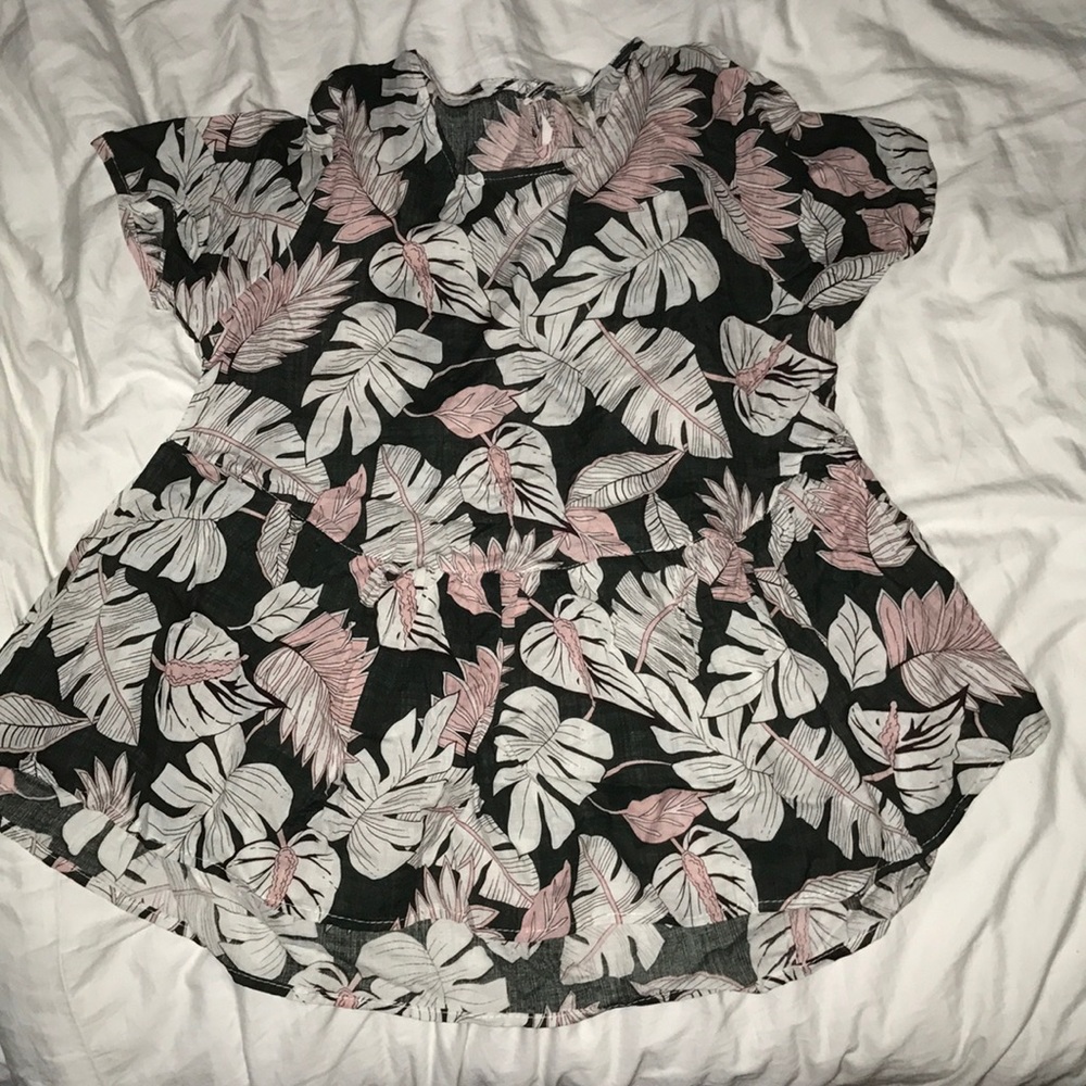 Palm Leaf flowy tee